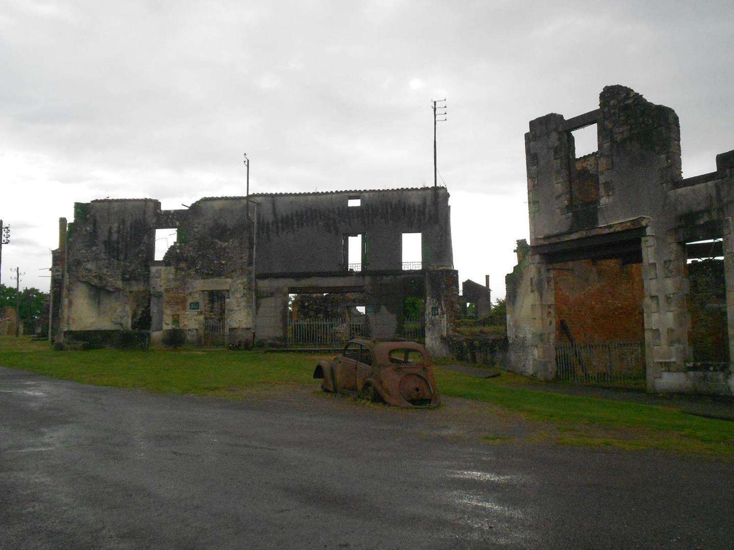 Centre De La Mémoire Site Touristique Oradour Sur Glane 87520 (adresse, horaire et avis)