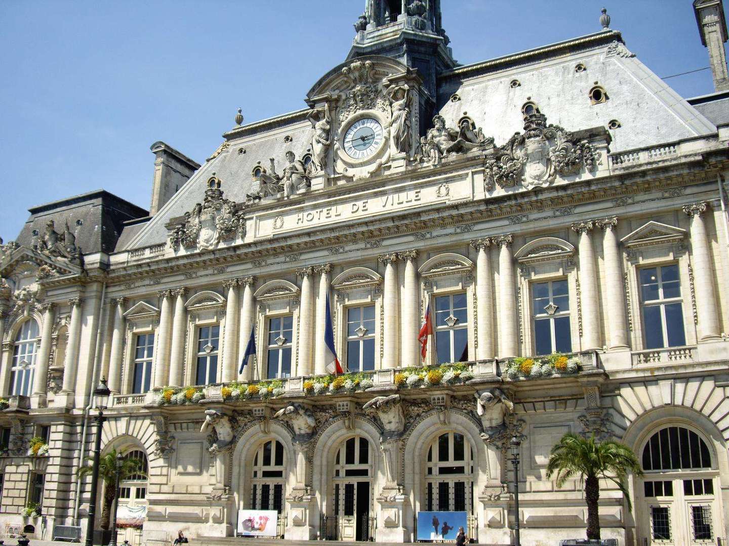 adresse mairie tours 37
