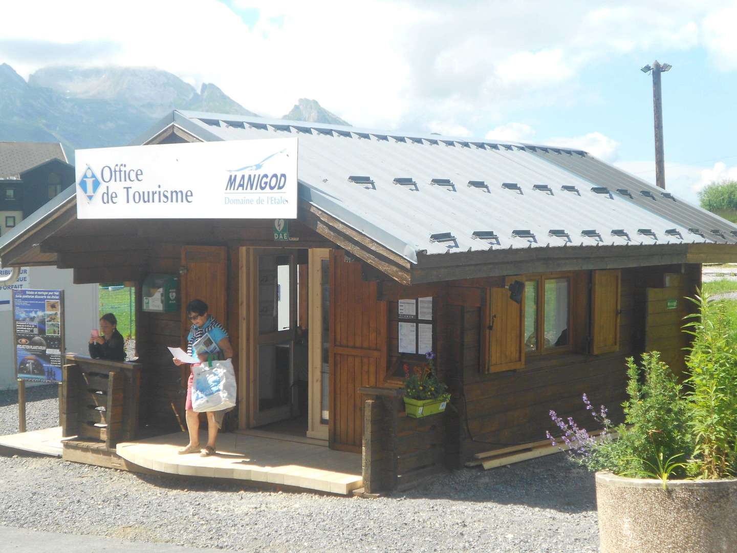 manigod tourist office