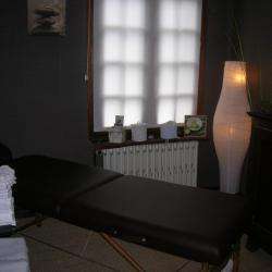 Massage  cabinet de reflexologie plantaire - 1 - 