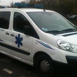 Ambulance Arc En Ciel Ambulances - 1 - 