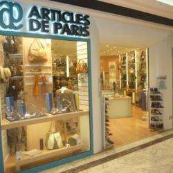 Bijoux et accessoires Articles de Paris - 1 - 