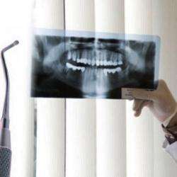 Dentiste BISMUTH LUCIEN - 1 - 