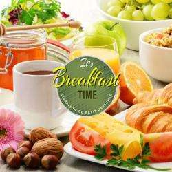 Breakfast Time Bruges