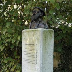 Buste De L'abbé Pierre Alfortville