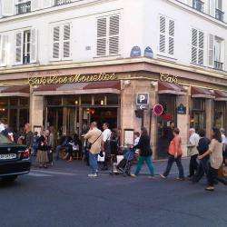 Café Les Mouettes Paris