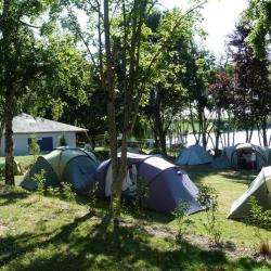 Camping La Roche Martin Ombrée D'anjou