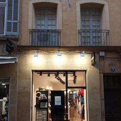 Centres commerciaux et grands magasins Carré Blanc - Aix en Provence - 1 - 