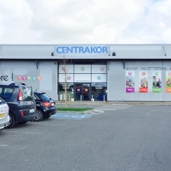 Centres commerciaux et grands magasins Centrakor Surgères - 1 - 