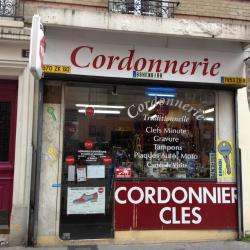 Serrurier Cordonnerie Henri  - 1 - Notre Magasin 5 Rue Chauvelot 75015 Paris - 
