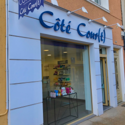 Côté Cour(t)