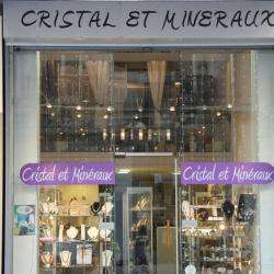 Bijoux et accessoires CRISTAL ET MINéRAUX - 1 - 