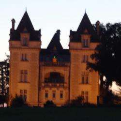 Château De Monrecour Saint Vincent De Cosse
