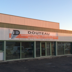 Centres commerciaux et grands magasins Douteau - 1 - 