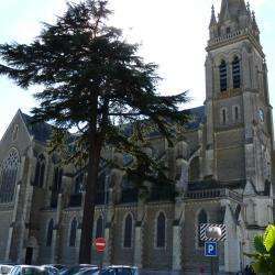 Eglise Notre-dame Sablé Sur Sarthe