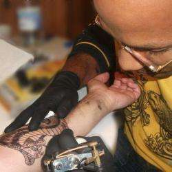Tatouage et Piercing Enzo Tattoo Piercing - 1 - 