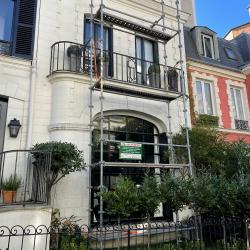 Porte et fenêtre ETS - DE - FREITAS: Artisan couvreur - Isolation Toit Terrasse Réparation Rénovation Couverture 92 Hauts-de-Seine Nanterre - 1 - 