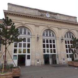 Agence de voyage Gare RER Denfert  Rochereau  - 1 - 
