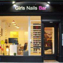 Girls Nails Bar    Paris