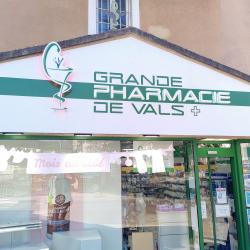 Grande Pharmacy De Vals
