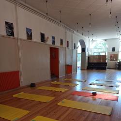 Yoga INCLUSIVE YOGA - 1 - Salle De Yoga à Lyon 4 - La Fabrique Du Souffle 1 Cours D'herbouville - 