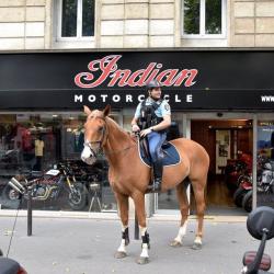 Centres commerciaux et grands magasins Indian Motorcycle Paris Bastille - 1 - 