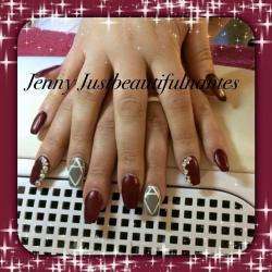 Manucure JENNY JUST BEAUTIFUL - 1 - Crédit Photo : Page Facebook, Jenny Just Beautiful - 