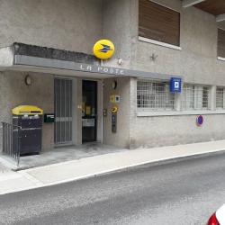 La Poste Montcuq En Quercy Blanc