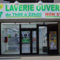 Laverie LAVERIE - 1 - Laverie Automatique Avenue Jean Lolive à Pantin 93500 à Proximité En Libre Service Ouverte 7j/7 De 7h à 22h - 