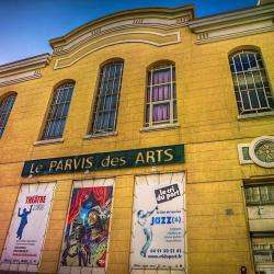 Théâtre et salle de spectacle Le Parvis Des Arts - 1 - Crédit Photo : Page Facebook, Le Parvis Des Arts - 