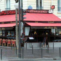 Le Petit Bar Paris