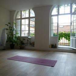 Yoga le Studyo - 1 - La Salle De Pratique Calme Et Lumineuse - 