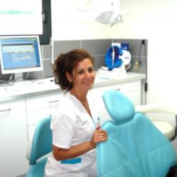 Dentiste Lellouche Carole - 1 - 