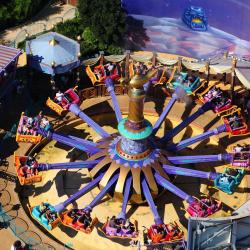Les Tapis Volants – Flying Carpets Over Agrabah Chessy