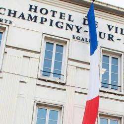 Mairie MAIRIE - Hôtel de ville - 1 - Crédit Photo : Page Facebook, Ville De Champigny Sur Marne - 