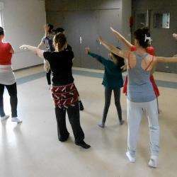 Cours et formations Maison Brassens, cours danses orientales - 1 - Maison Brassens, Cours De Danse Orientale
Longjumeau - 