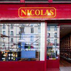 Nicolas Issy Issy Les Moulineaux
