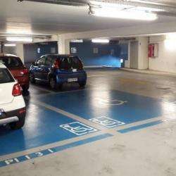 Parking EFFIA - 1 - 