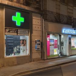Pharmacie et Parapharmacie PHARMACIE CENTRALE - 1 - Façade De La Pharmacie - 