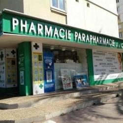 Centres commerciaux et grands magasins Pharmacie De La Cravache - 1 - 