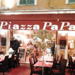 Piazza Papa Nice