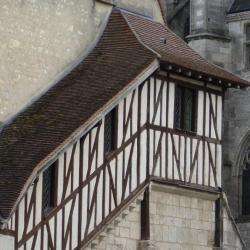Maison Paroissiale De Saint - Etienne Bourges
