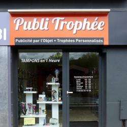Centres commerciaux et grands magasins Publi Trophée - 1 - 