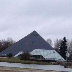 Centre culturel Pyramide Espace François 1er - 1 - 