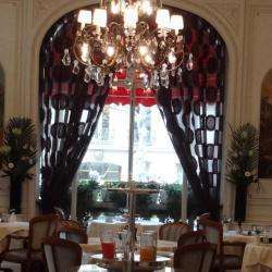 Raphael Le Restaurant Paris