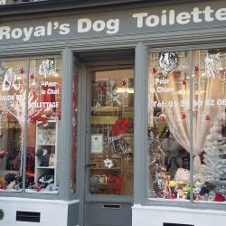 Royal S Dog Toilette Versailles