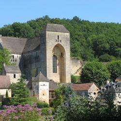 Ville et quartier Saint Amand De Coly - 1 - Le Village Et Son Impressionnante Abbatiale - 