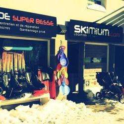 Articles de Sport Skimium - COTTAY SHOP Super Besse - 1 - Crédit Photo : Page Facebook, Skimium Cottay Shop - 