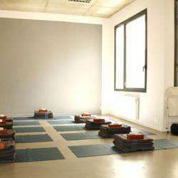 Yoga Studio 3003 - 1 - Salle De Yoga - 