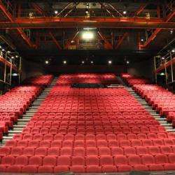 Théâtre et salle de spectacle Théâtre et cinéma jacques prevert - 1 - La Grande Salle Du Théâtre Jacques Prévert Accueille Jusqu'à 800 Spectateurs - 